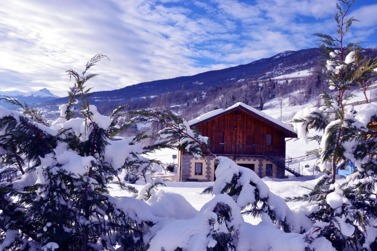 Village Paradis Roisan Bagian luar foto